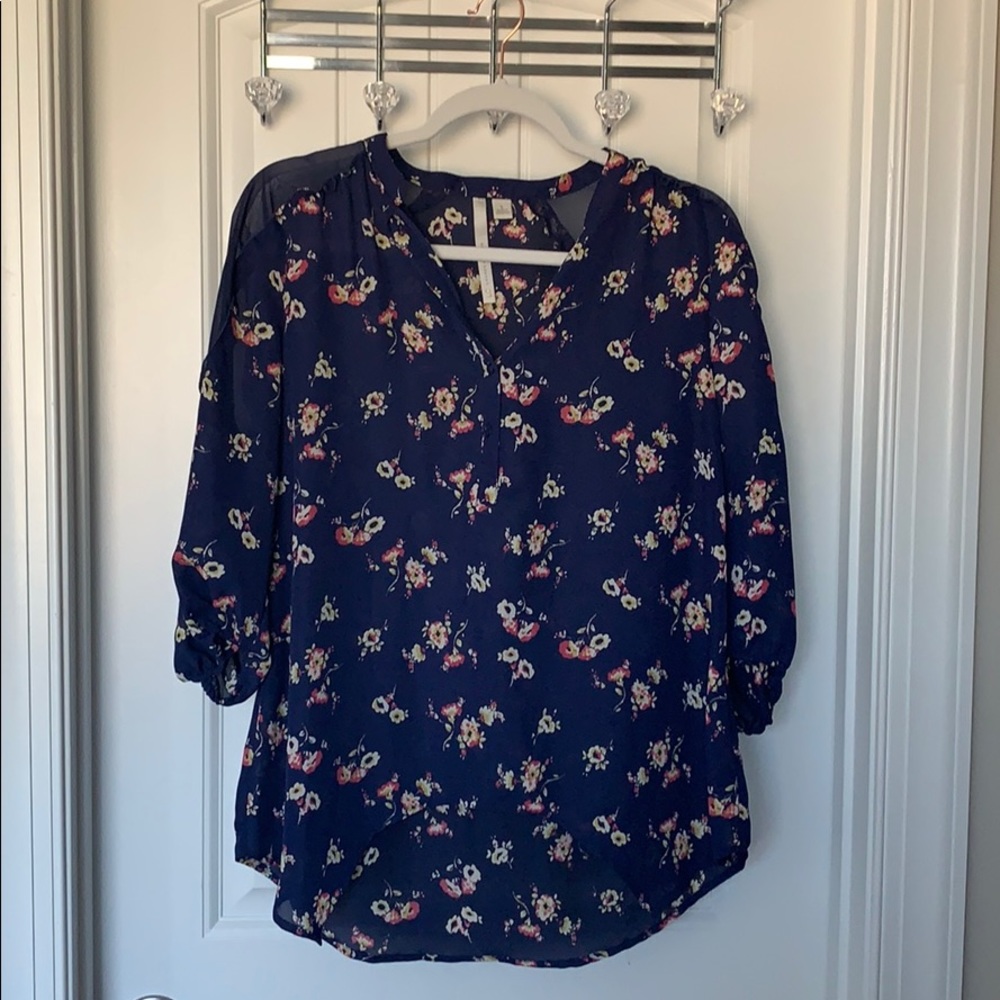 LC Lauren Conrad floral blouse Small